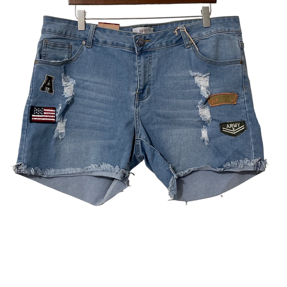 1826 Jeans Womens Denim Shorts Size 20 Distressed Patches American Flag Army